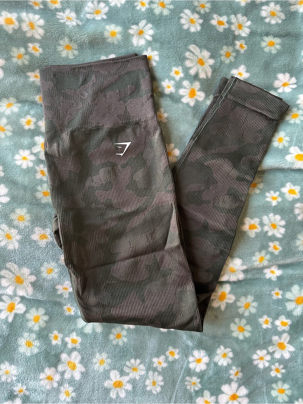 Gymshark Olive Camo Seamless Leggings